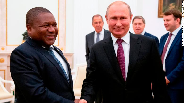 Mozambique's President Nyusi with Putin in the Kremlin
