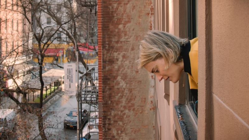 Taylor Schilling in The Bite