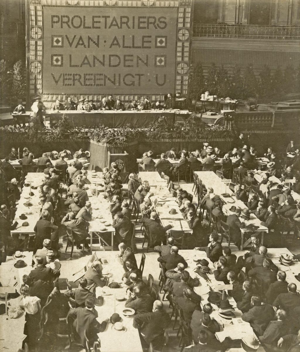 Amsterdam Congress of the Second International in 1904.