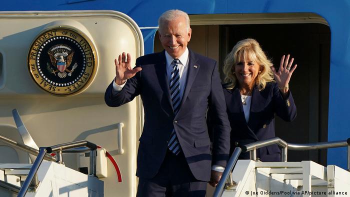 Biden arrives in Britain to attend G7 summit in Cornwall. Peace in Northern Ireland at the top of the agenda.