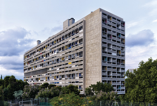 Le Corbusier's Cité Radieuse in Marseille (1960)