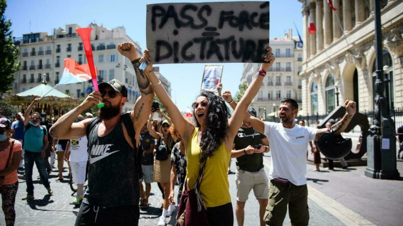 Demonstration in Paris against the Covid Passport and the mandatory vaccination of healthcare workers and other groups in contact with particularly vulnerable people.