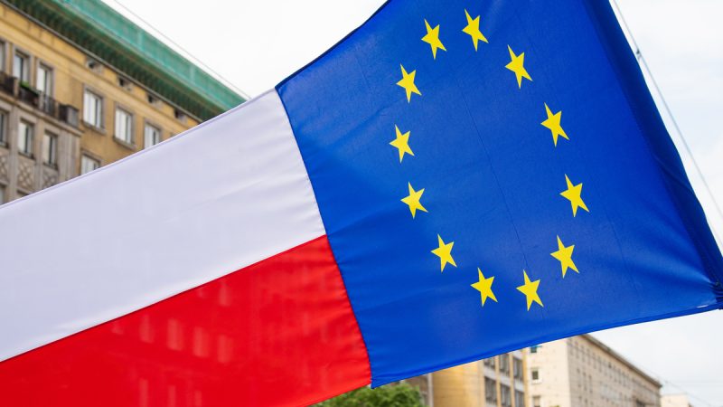 The ruling party in Poland, "Justice and Development", closed yesterday, on the eve of the State of the EU 2021 debate, its discussion on an eventual "Polexit" by denying its willingness to exit the EU,