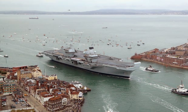 The aircraft carrier Queen Elizabeth, the most recent of the British navy's large ships, entering Portsmouth in 2017.