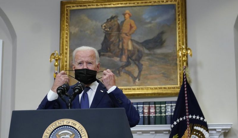 Biden eligió para dar declaraciones sobre Afganistán colocarse bajo un retrato épico de Teddy Roosevelt, el presidente de la expansión imperial estadounidense en 1898. Nada podía ser más simbólico de «el fin de la era americana». Pero ¿realmente EEUU va a pasar a segundo plano en el conflicto imperialista? No podría aunque sus dirigentes políticos lo quisieran. El imperialismo no es una política, sino una fase en la vida del capital mundial.
