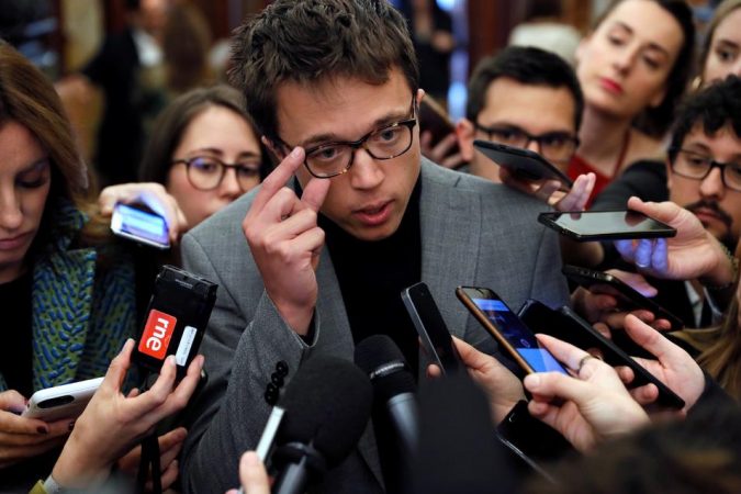 Errejón, promotor original de la idea de una jornada laboral de 4 días al margen de los trabajadores para, según él, fortalecer el Pacto Verde y la conciliación.
