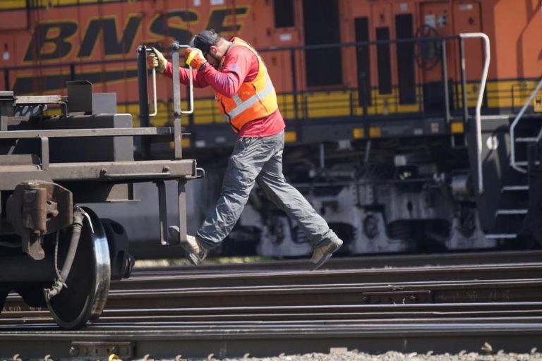 Trabajador ferroviario