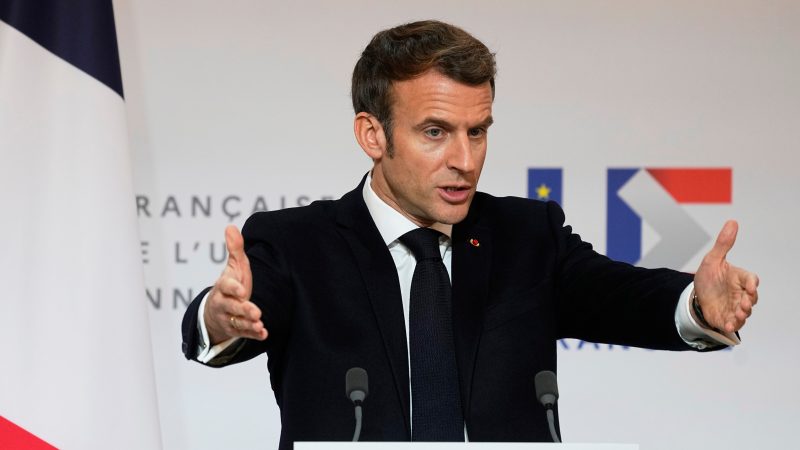Macron se reunirá con Putin en los próximos días. Francia y Alemania desisten de la UE e intentan desmontar la «guerra fantasma» actuando por sí mismas.
