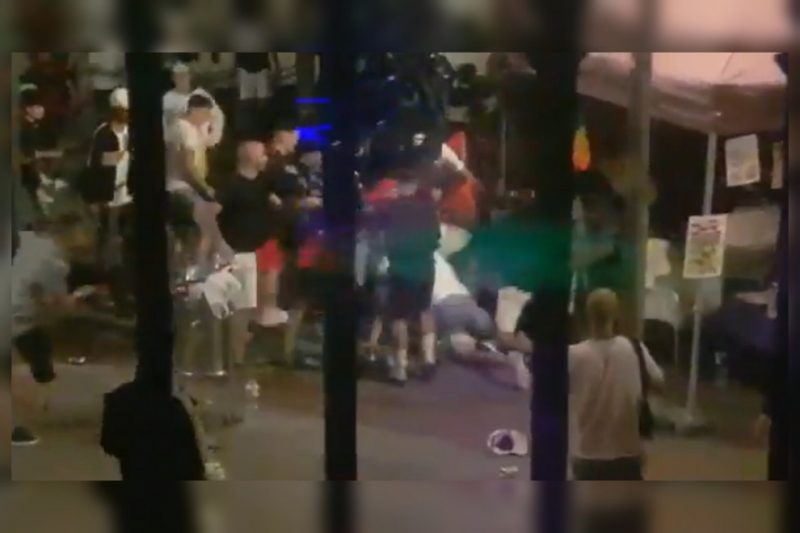 Paliza y pelea tumultuaria en Barcelona el sábado